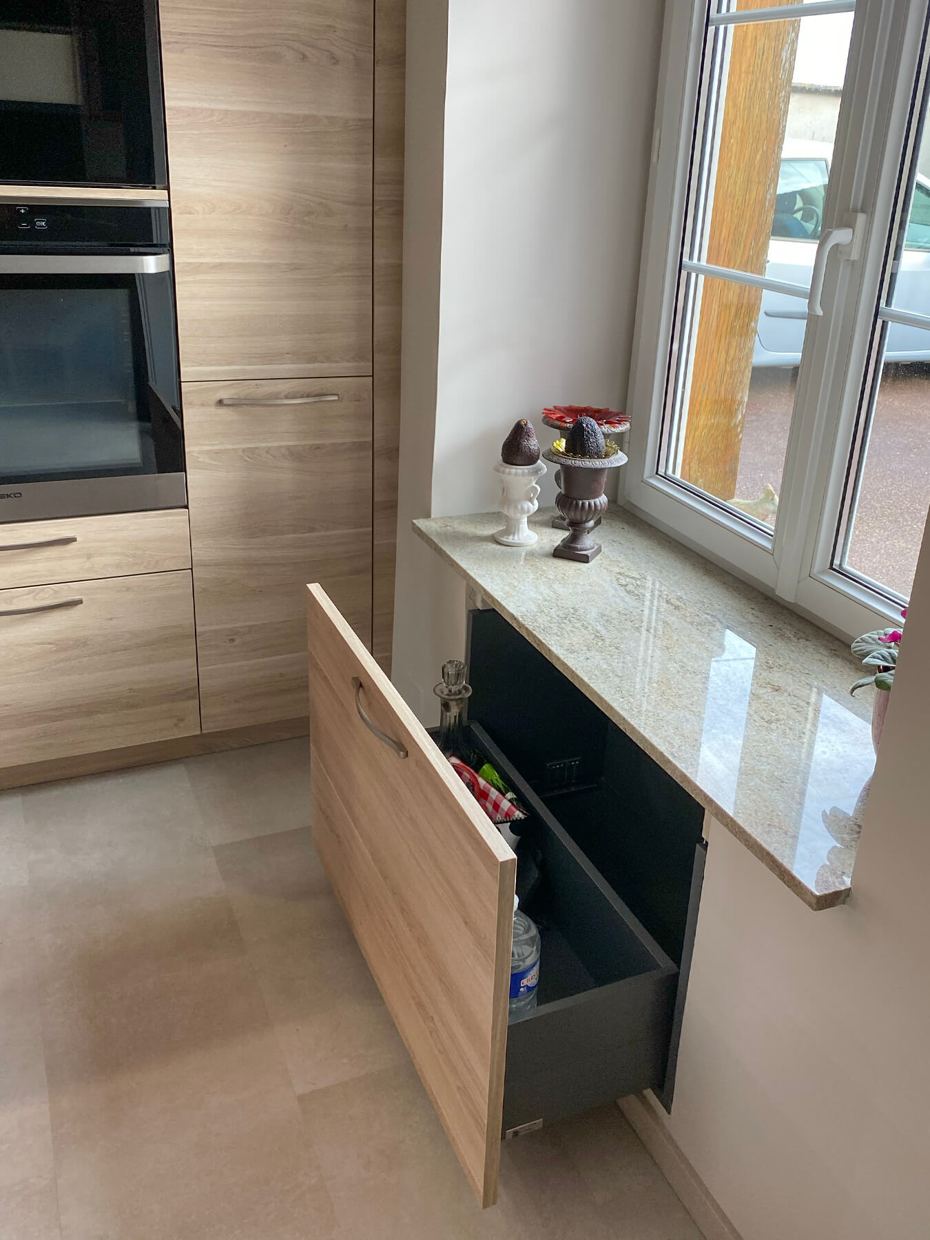 cuisine-contemporaine-bois-astuce-tiroir-vazard-home-cuisine-morel